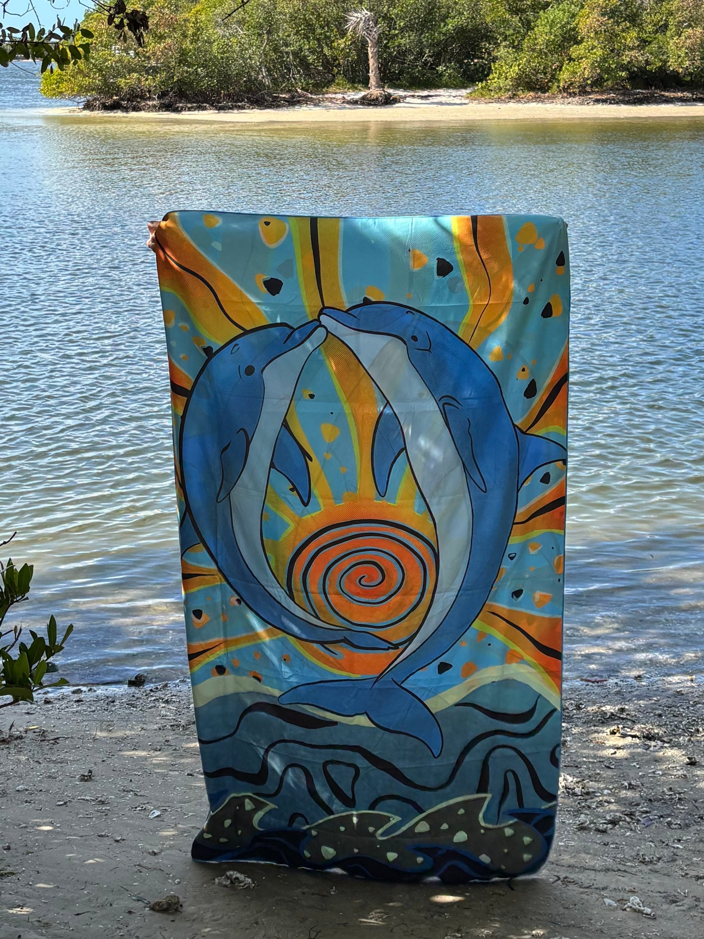 XL Sand-Free Dolphin Beach Towel - Eco-friendly rPET