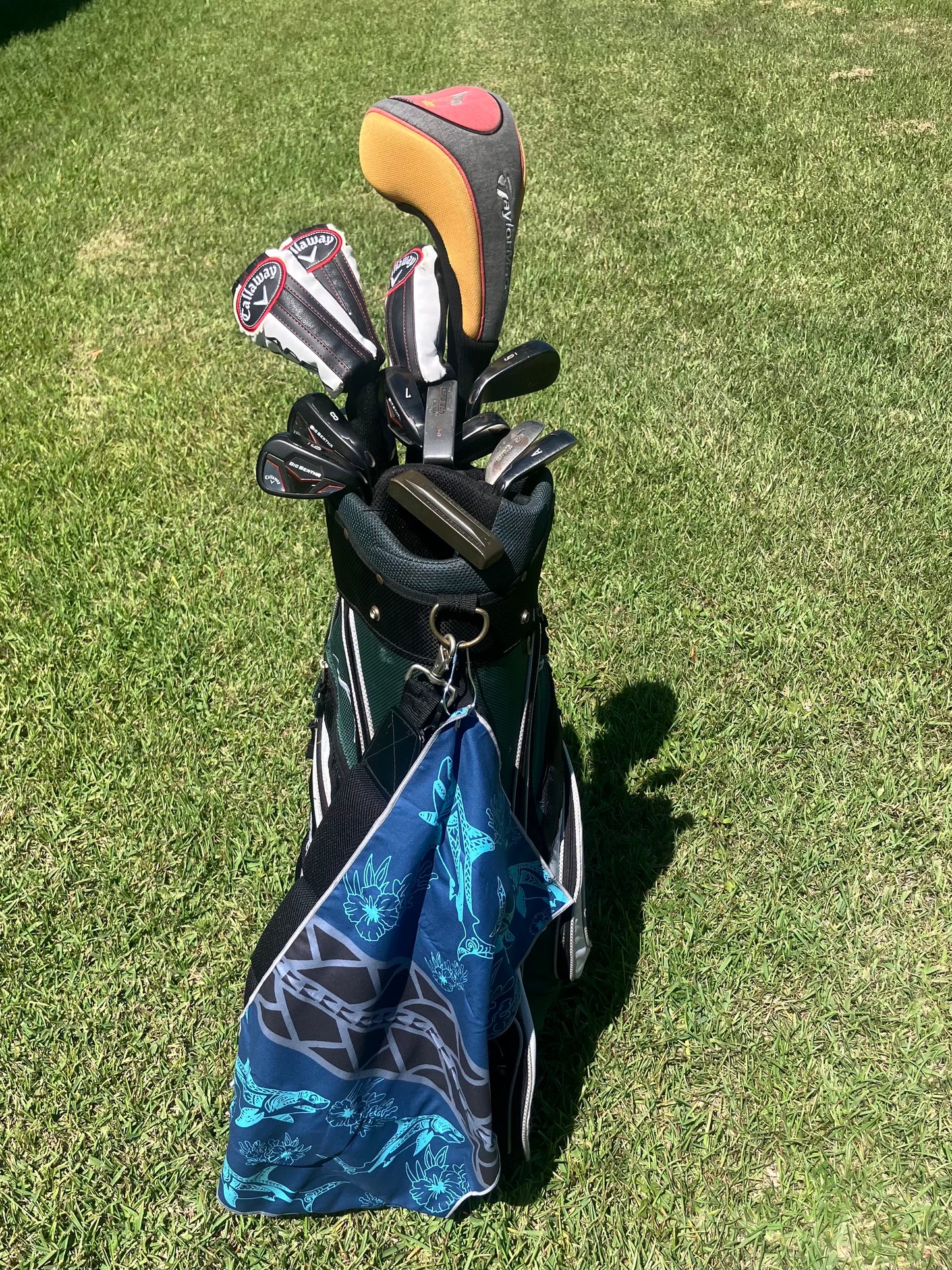 Hooked Shark Mini Golf and Utility Towel - Recycled rPET